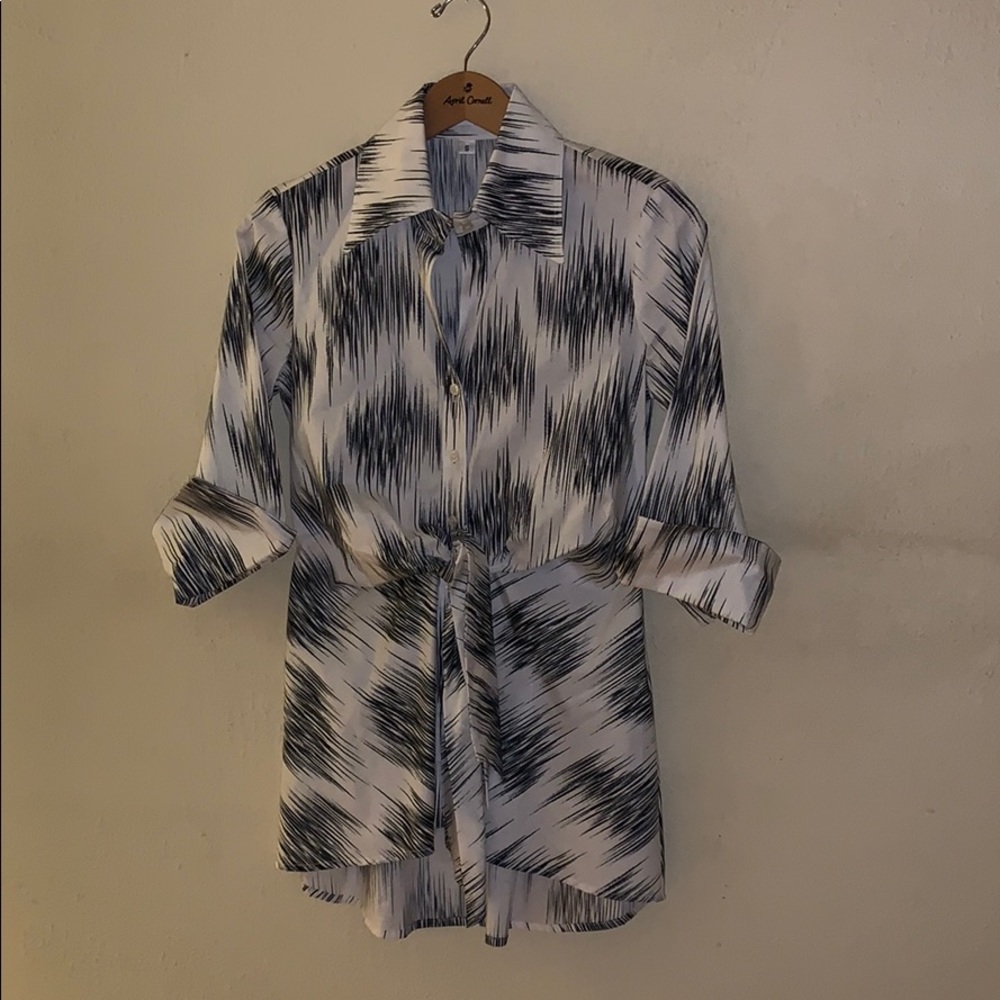 Couleur by Finley women’s button up blouse